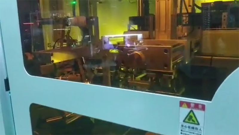 Machine de sérigraphie quatre couleurs à servocommande, JS-412UVT